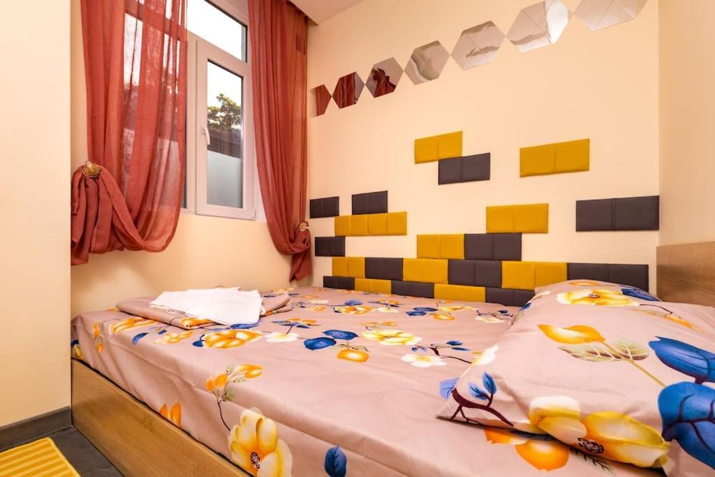 Modern 1Br Apartment With Private Garden Top Center Plovdiv Extérieur photo