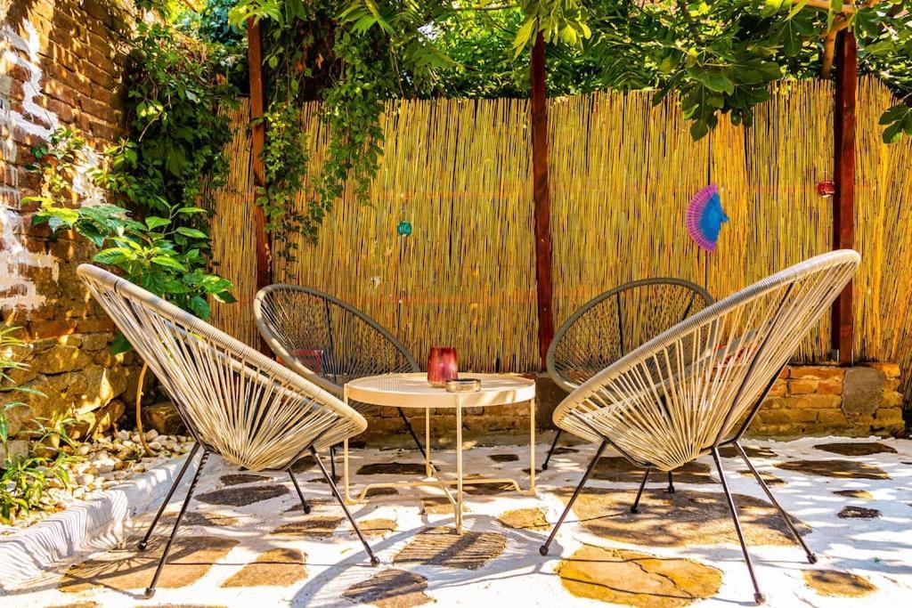 Modern 1Br Apartment With Private Garden Top Center Plovdiv Extérieur photo