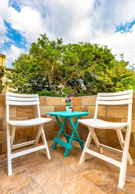 Modern 1Br Apartment With Private Garden Top Center Plovdiv Extérieur photo